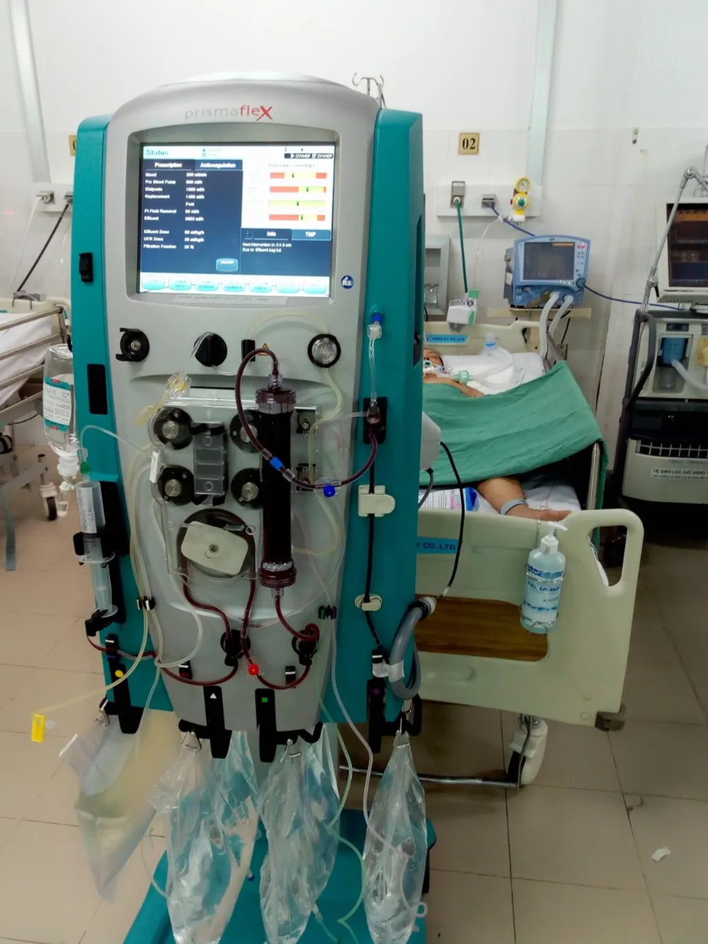 Bệnh viện ĐK Trung ương Cần Thơ vừa cứu sống một bệnh nhân nguy kịch ảnh 1