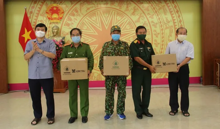 Đồng Tháp họp khẩn sau khi phát hiện thêm ca dương tính SARS-CoV-2 ảnh 2