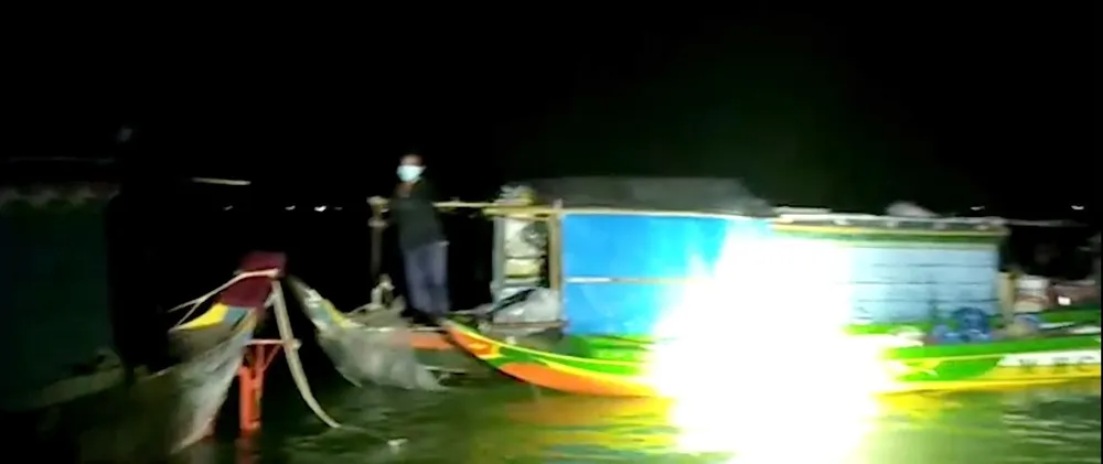 6 gia đình 28 người tại Campuchia chuẩn bị nhập cảnh trái phép vào Việt Nam thì bị phát hiện ảnh 1