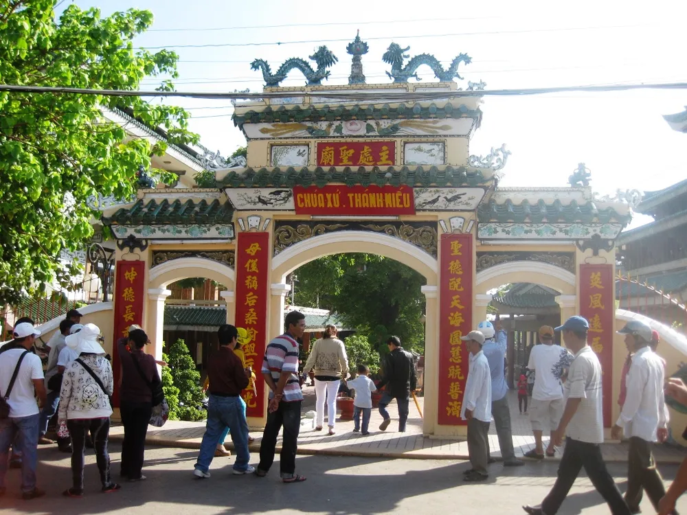 An Giang tạm dừng một số dịch vụ không thực sự cần thiết ảnh 1