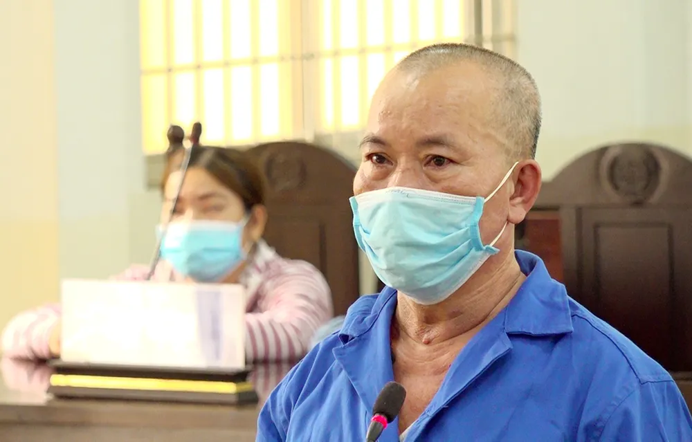 Lĩnh án 15 năm tù vì hiếp dâm bé gái 6 tuổi  ảnh 1