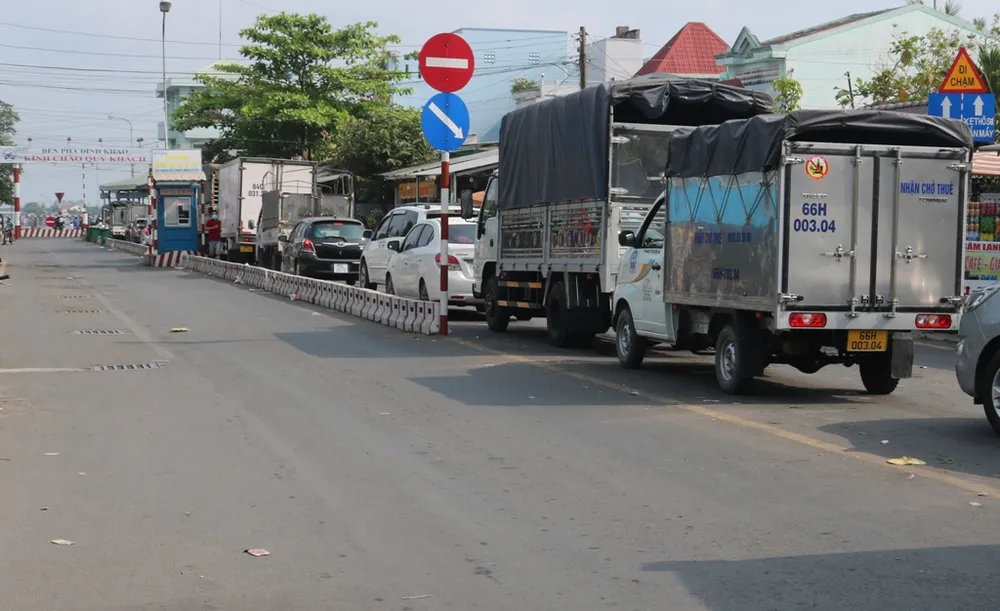 Giải tỏa “điểm nóng” kẹt xe ở đoạn cuối cao tốc Trung Lương - Mỹ Thuận ảnh 5