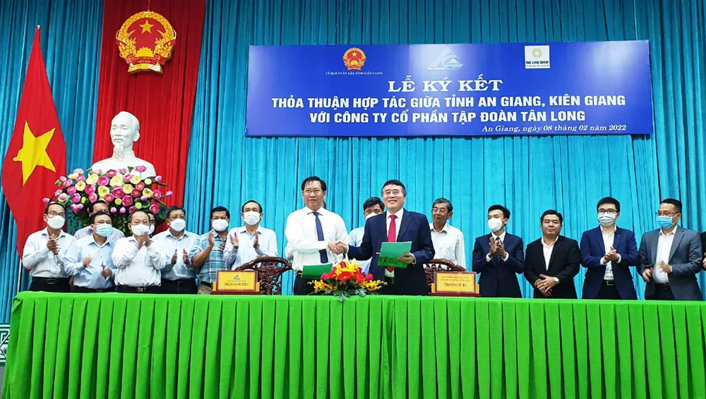 Hợp tác tiêu thụ, đảm bảo đầu ra cho người trồng lúa ở Kiên Giang, An Giang ảnh 1