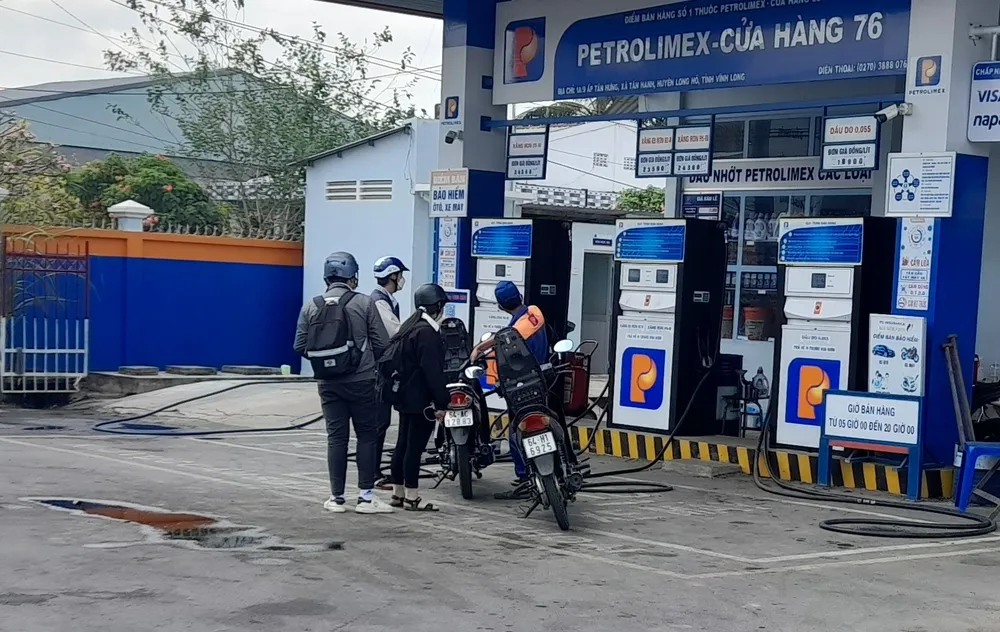 ĐBSCL: Rút giấy phép nếu cửa hàng còn xăng dầu mà không bán  ảnh 1
