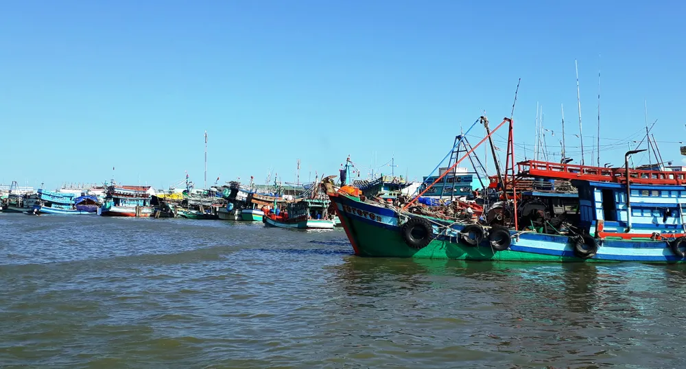 ĐBSCL nhiều cây xăng hoạt động bình thường ảnh 2