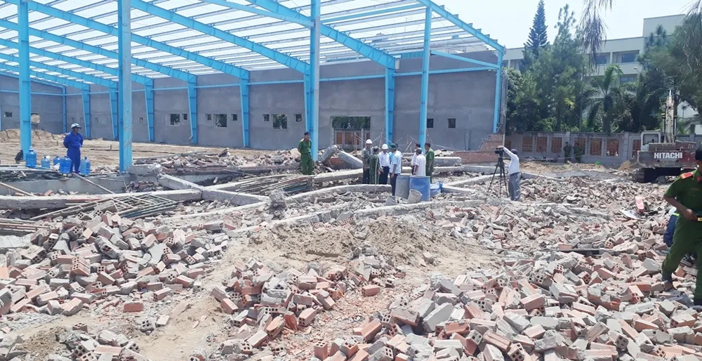 Trưởng Ban Quản lý các KCN tỉnh Vĩnh Long bị kỷ luật ảnh 1