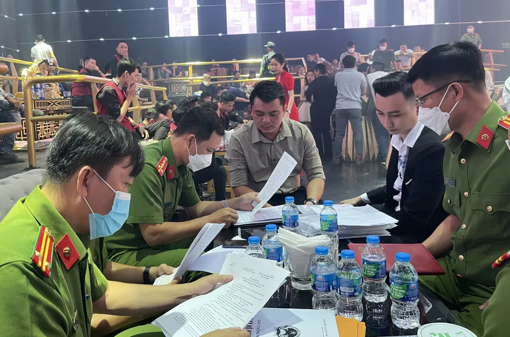 22 người dương tính với ma túy trong quán bar núp bóng “trung tâm sự kiện” ở Phú Quốc ảnh 2