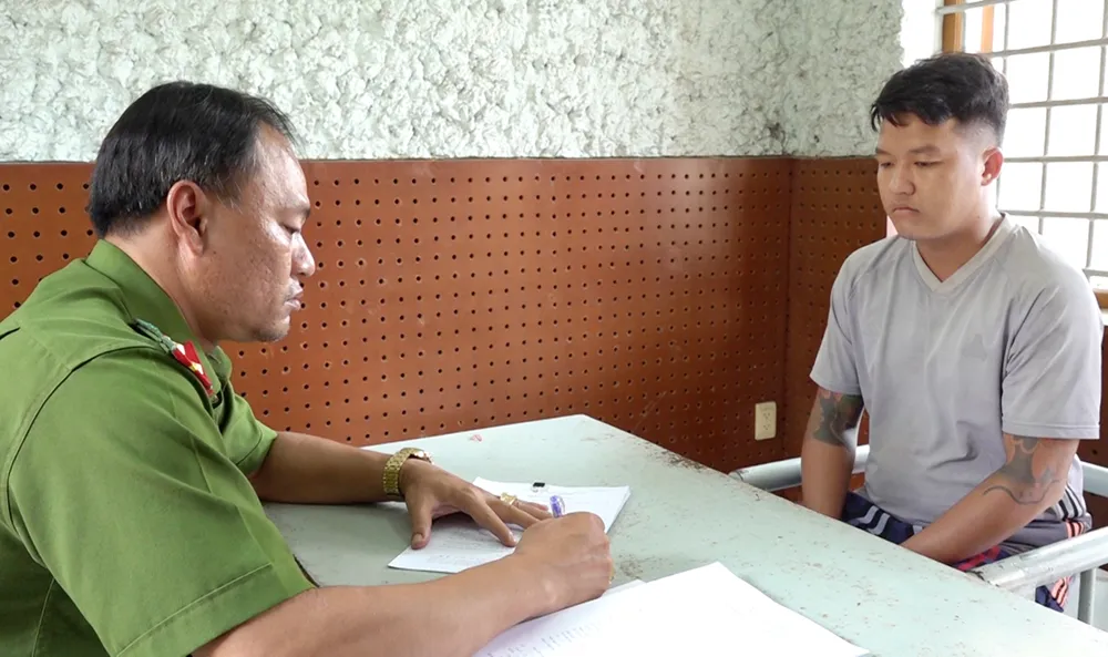 Bắt đối tượng truy nã đặc biệt nguy hiểm ảnh 1