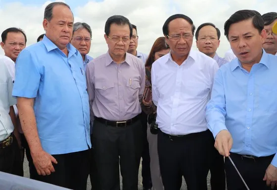 Dự án cao tốc Châu Đốc – Cần Thơ – Sóc Trăng: Phó Thủ tướng yêu cầu chọn vị trí tái định cư thuận lợi cho sinh kế của dân  ảnh 1