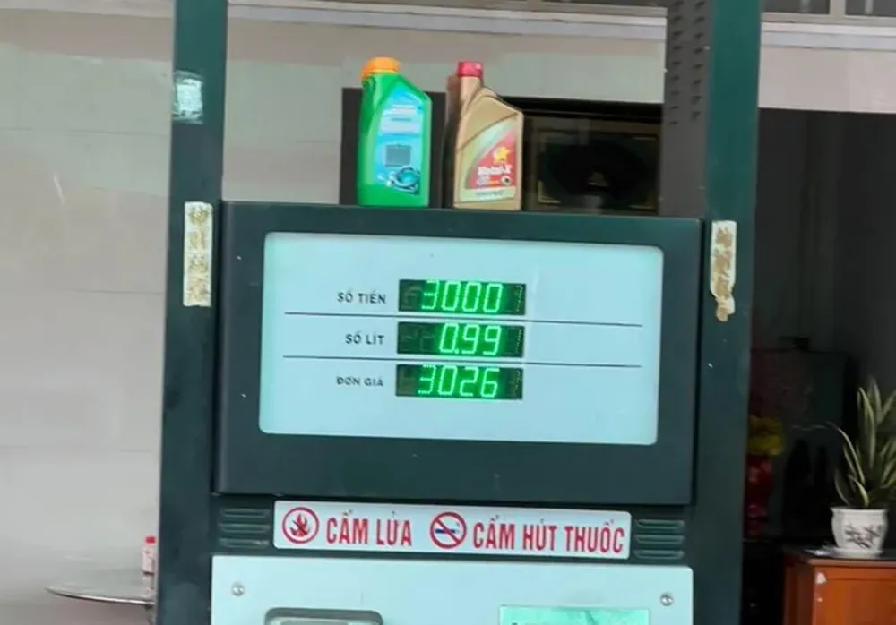 Kiên Giang: Phạt 3 cửa hàng xăng dầu không chịu giảm giá bán theo điều chỉnh chung