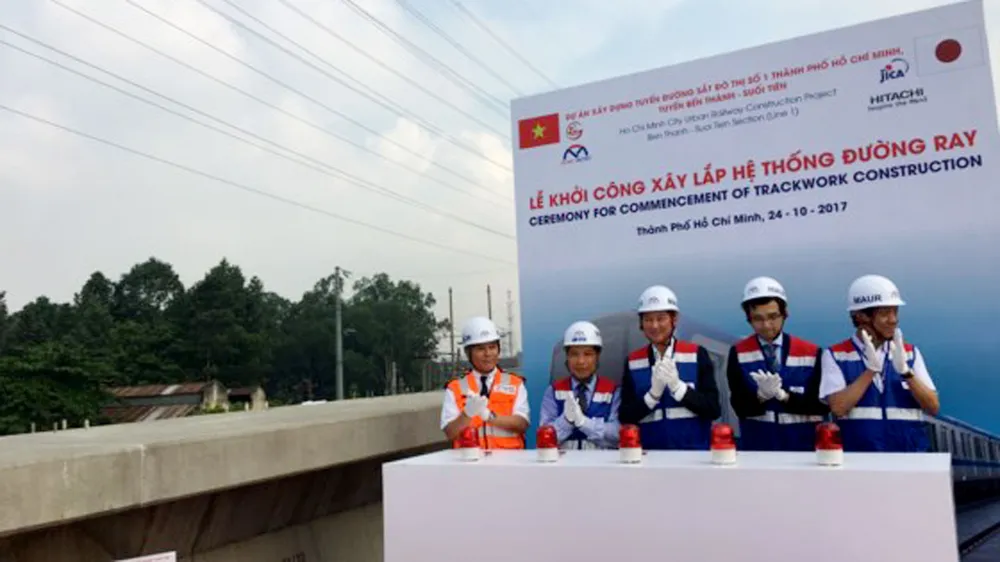 Khởi công xây lắp hệ thống đường ray tuyến Metro Bến Thành - Suối Tiên ảnh 1