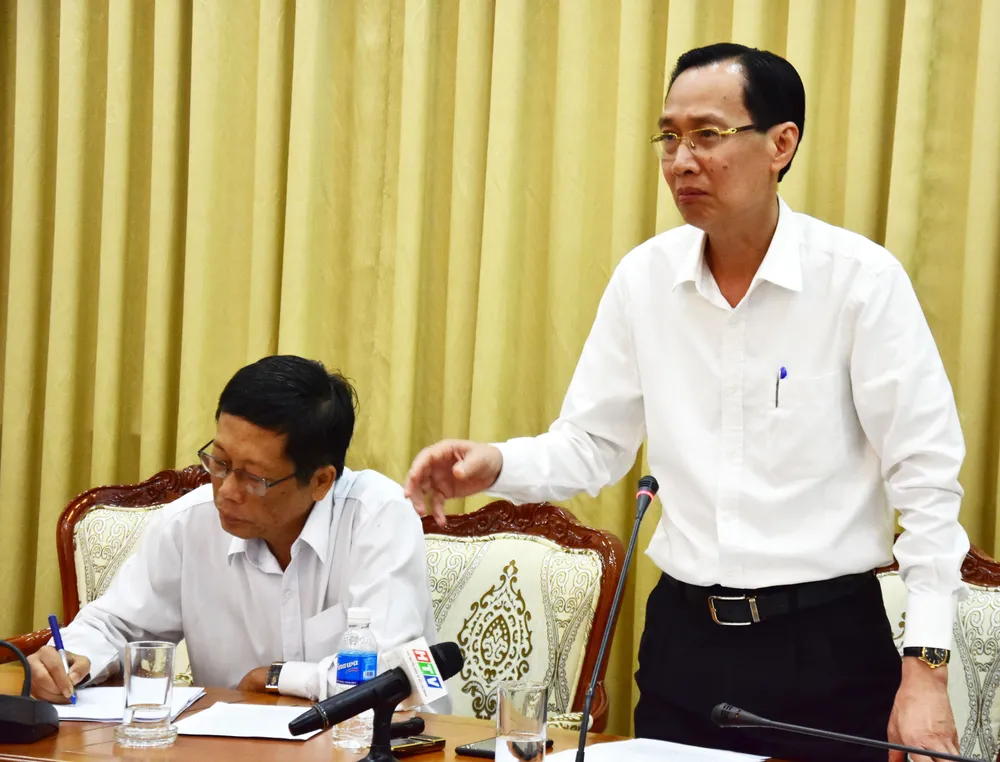 TPHCM lo ngập lụt khi mưa bão đổ bộ vào những ngày tới ảnh 1