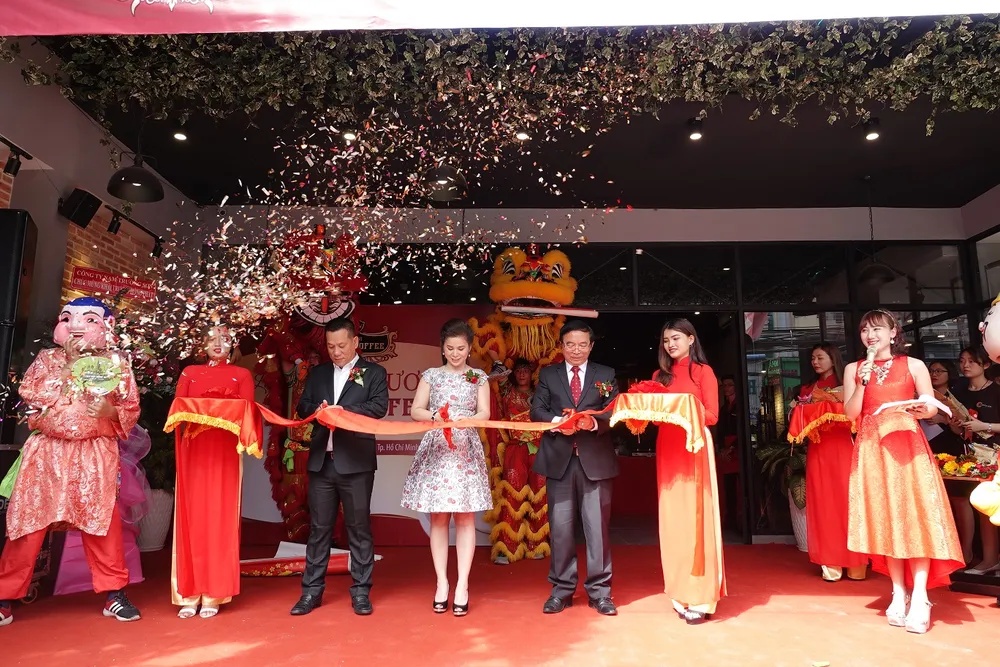 Ra mắt chuỗi quán King Coffee ảnh 1