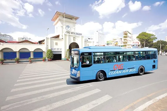 TPHCM xây dựng 12 trạm nạp gas cho xe buýt ảnh 1