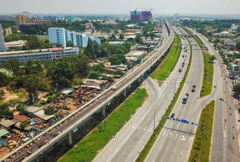 Tuyến metro số 1 Bến Thành - Suối Tiên lại thêm 2 gối cao su lệch vị trí ảnh 1