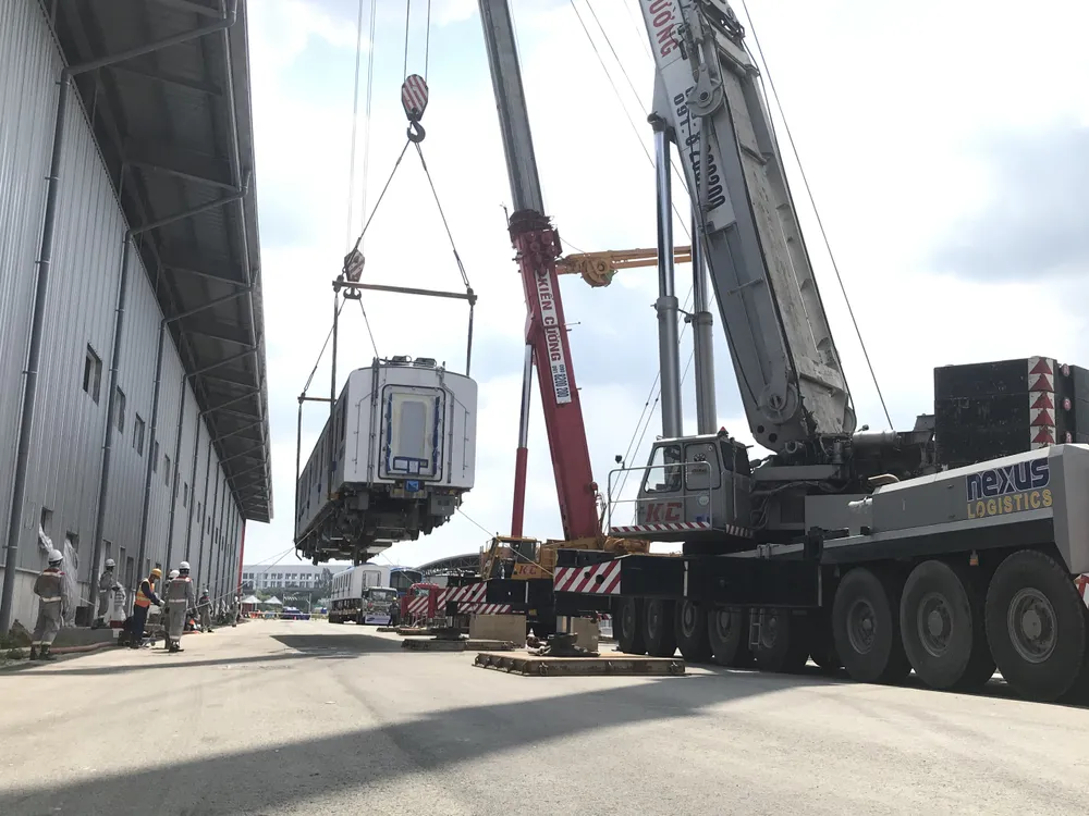 Đoàn tàu thứ 3 tuyến Metro số 1 Bến Thành-Suối Tiên đã lên ray ảnh 3