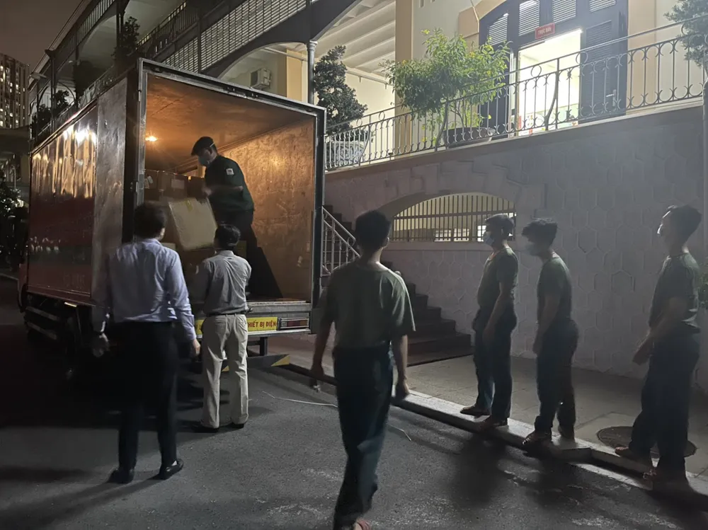 Tập đoàn Phương Trang hỗ trợ 2.117 thiết bị y tế chống dịch Covid-19 ảnh 2