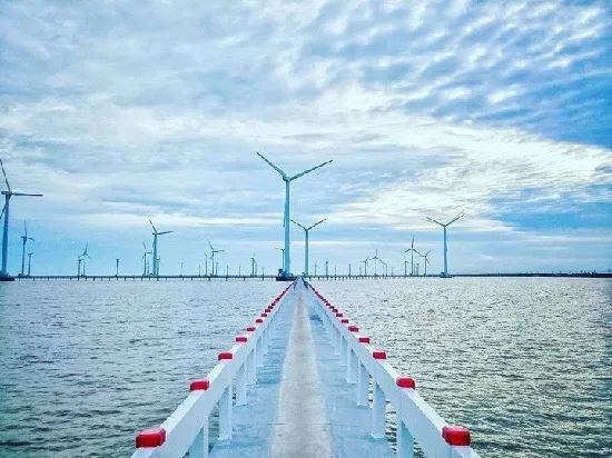 Bến Tre khánh thành đưa vào vận hành Nhà máy điện gió số 5 - Thạnh Hải ảnh 2