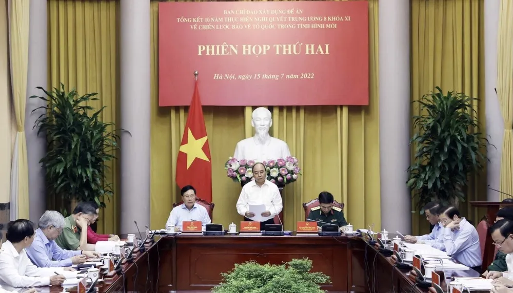 Chủ tịch nước họp về Đề án Tổng kết 10 năm thực hiện Chiến lược bảo vệ Tổ quốc ảnh 1