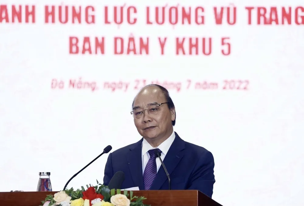 Chủ tịch nước trao tặng danh hiệu Anh hùng Lực lượng vũ trang nhân dân cho Ban Dân y Khu 5 ảnh 3