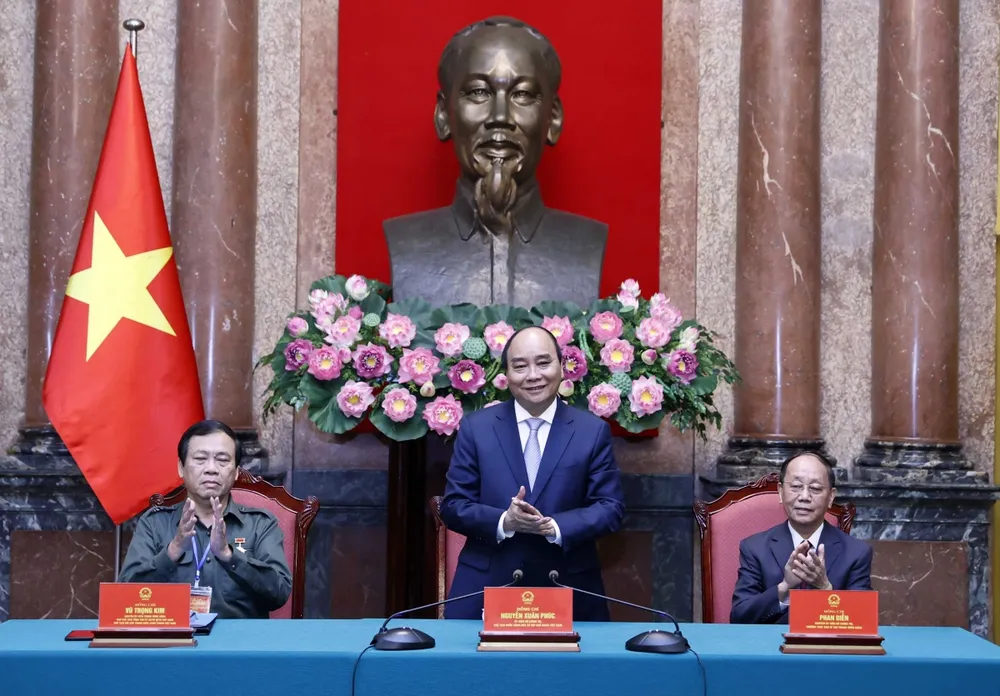 Chủ tịch nước Nguyễn Xuân Phúc: Lực lượng TNXP tự lực, tự cường làm gương cho con cháu ảnh 3