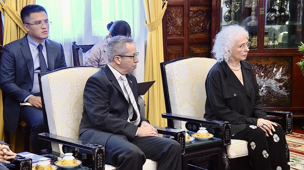 Chủ tịch nước Nguyễn Xuân Phúc tiếp cựu Thủ tướng Israel Ehud Barak  ảnh 4