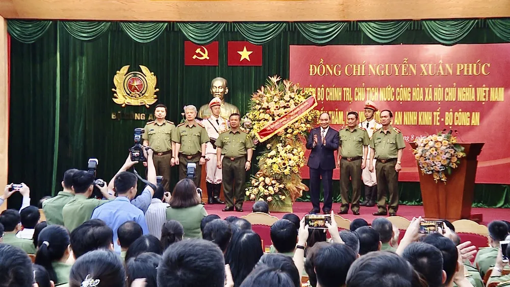 Xử lý hạn chế, bất cập trong triển khai chính sách phát triển kinh tế ảnh 4