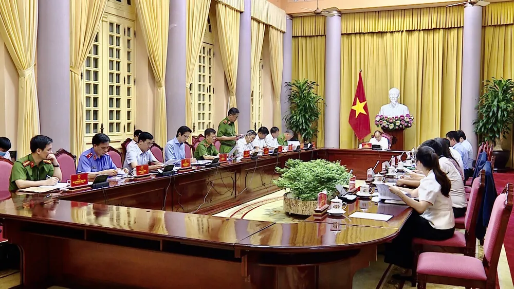 Chủ tịch nước Nguyễn Xuân Phúc làm việc với Thường trực Hội đồng Tư vấn đặc xá ảnh 5