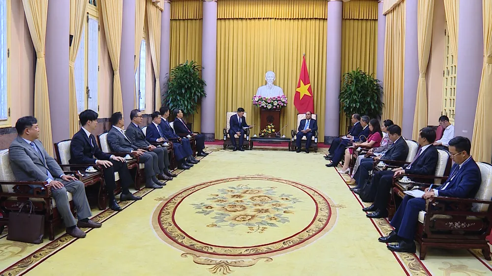 Chủ tịch nước Nguyễn Xuân Phúc mong muốn Tập đoàn Lotte tiếp tục đầu tư nhiều dự án lớn ở Việt Nam ảnh 4