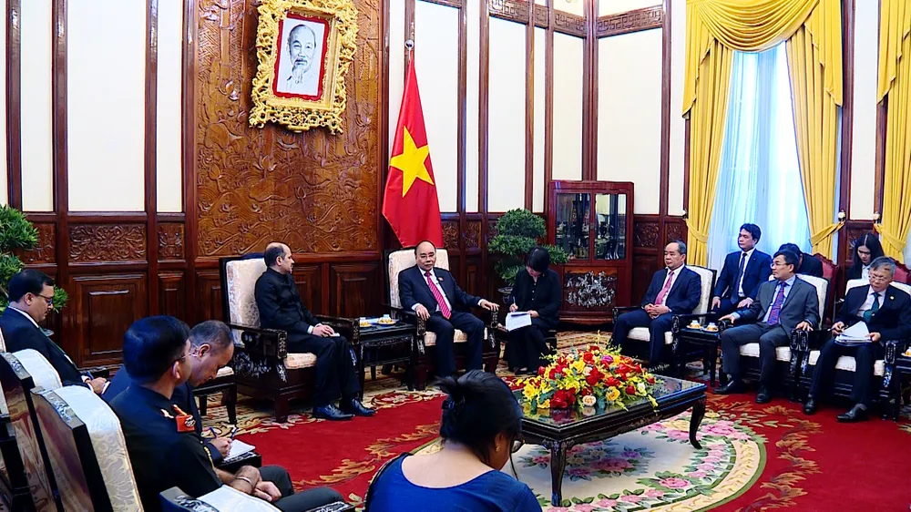 Chủ tịch nước Nguyễn Xuân Phúc tiếp các Đại sứ trình Quốc thư  ảnh 4