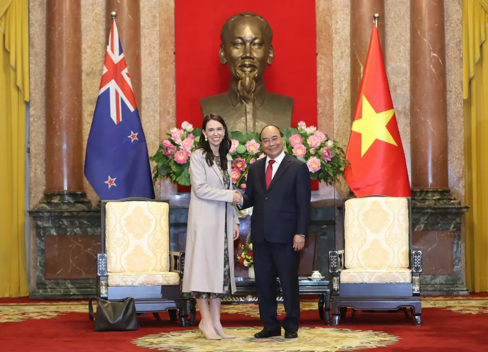 Chủ tịch nước Nguyễn Xuân Phúc tiếp Thủ tướng New Zealand ảnh 1