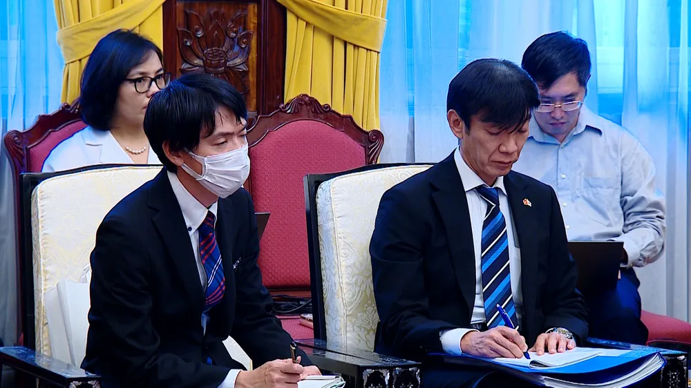 Chủ tịch nước Nguyễn Xuân Phúc tiếp Thống đốc tỉnh Kanagawa, Nhật Bản ảnh 4