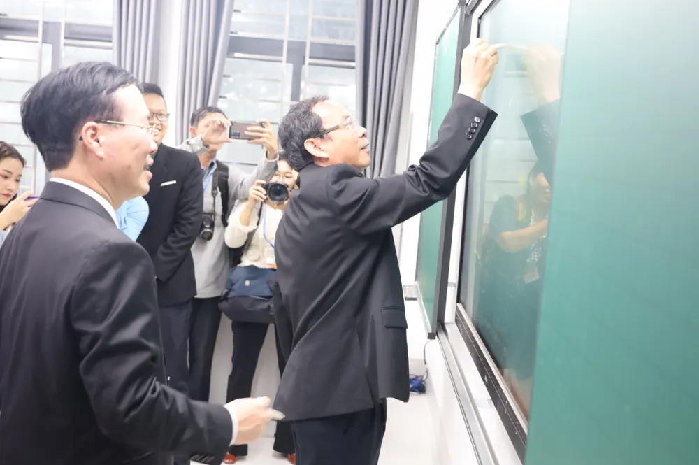 Khánh thành Trường THPT Nguyễn Hiếu Tự đạt chuẩn quốc gia, đầu tư hơn 162 tỷ đồng ảnh 2