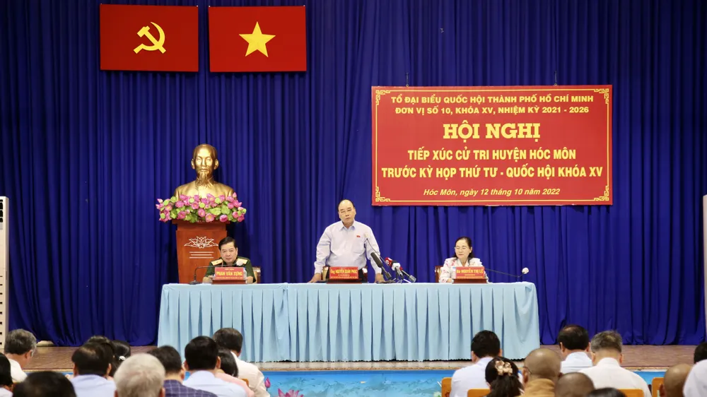 Chủ tịch nước Nguyễn Xuân Phúc: Vấn đề xăng dầu có khuyết điểm trong chỉ đạo, điều hành ảnh 1