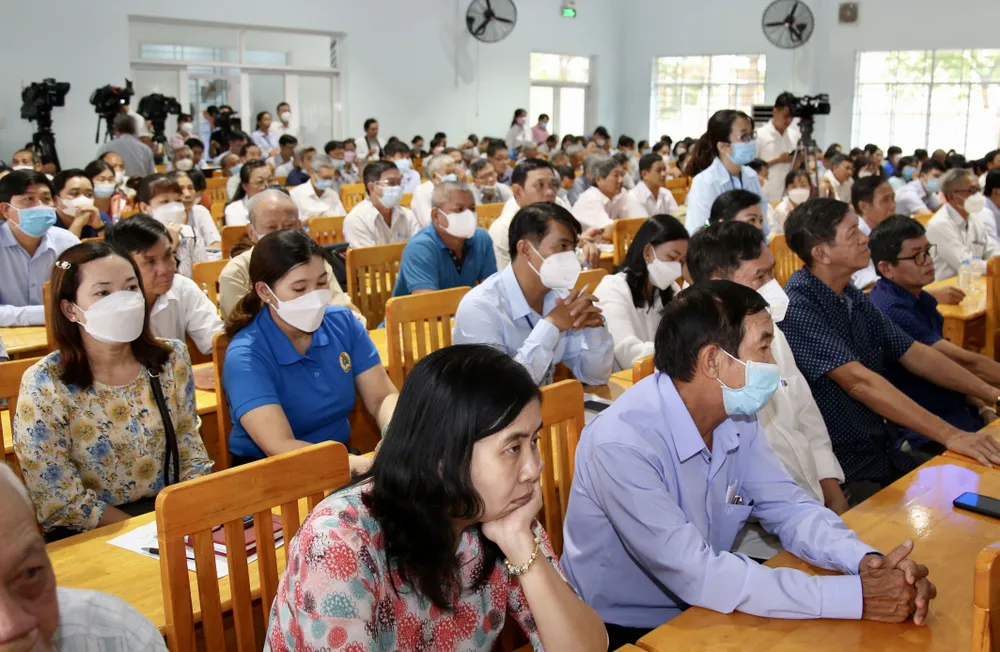 Chủ tịch nước Nguyễn Xuân Phúc: Vấn đề xăng dầu có khuyết điểm trong chỉ đạo, điều hành ảnh 10