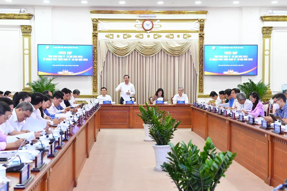 Nâng cao trách nhiệm hành chính, trách nhiệm công vụ tạo động lực phát triển ảnh 1