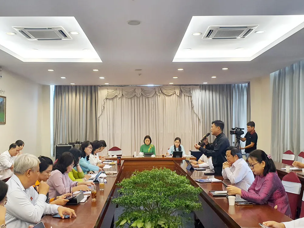 Đại biểu HĐND TPHCM: Người dân trong các dự án treo rất khổ sở! ảnh 2