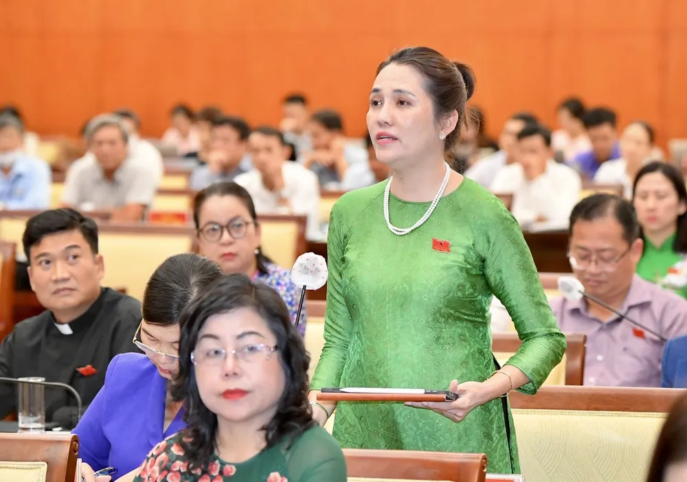 Chủ tịch UBND TPHCM Phan Văn Mãi: Tập trung phát triển các dự án nhà ở ảnh 3