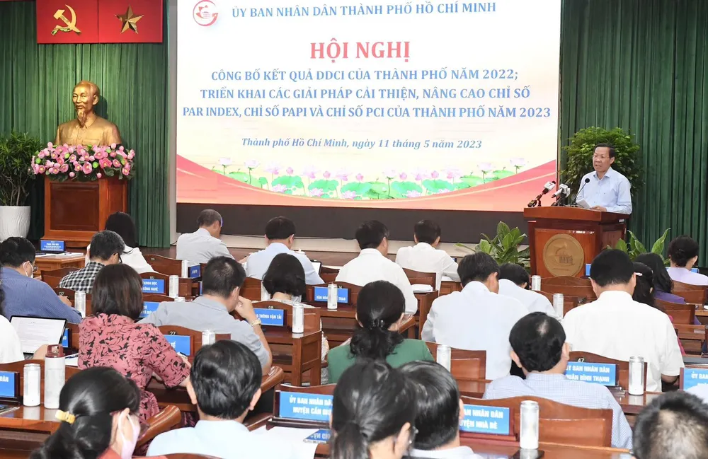 Chủ tịch UBND TPHCM Phan Văn Mãi phát biểu tại hội nghị. Ảnh: VIỆT DŨNG.