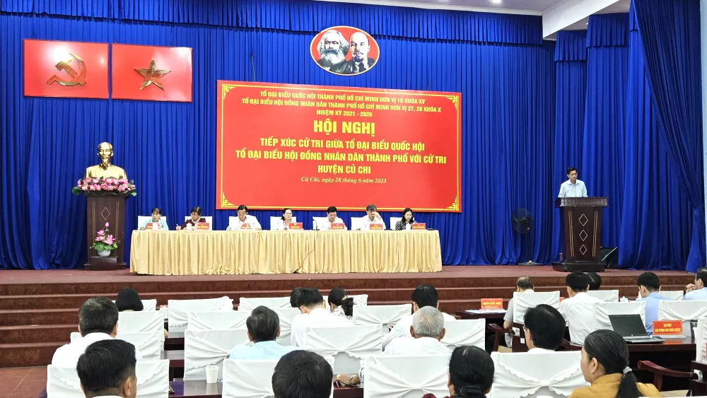 Hội nghị tiếp xúc cử tri huyện Củ Chi sáng 28-6. Ảnh: NGÔ BÌNH
