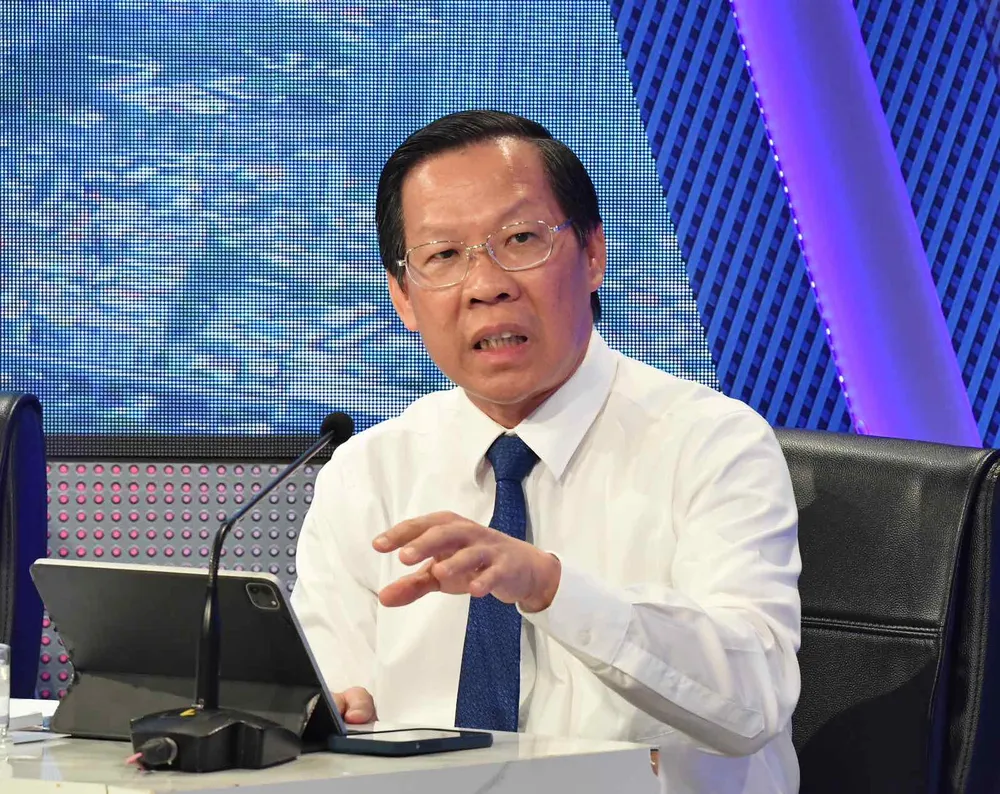 Chủ tịch UBND TPHCM Phan Văn Mãi phát biểu tại chương trình. Ảnh: VIỆT DŨNG