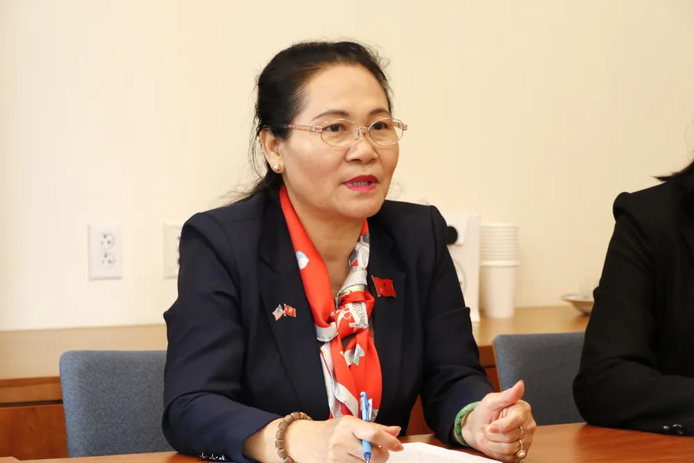 Đồng chí Nguyễn Thị Lệ phát biểu tại buổi làm việc. Ảnh: NGÔ BÌNH