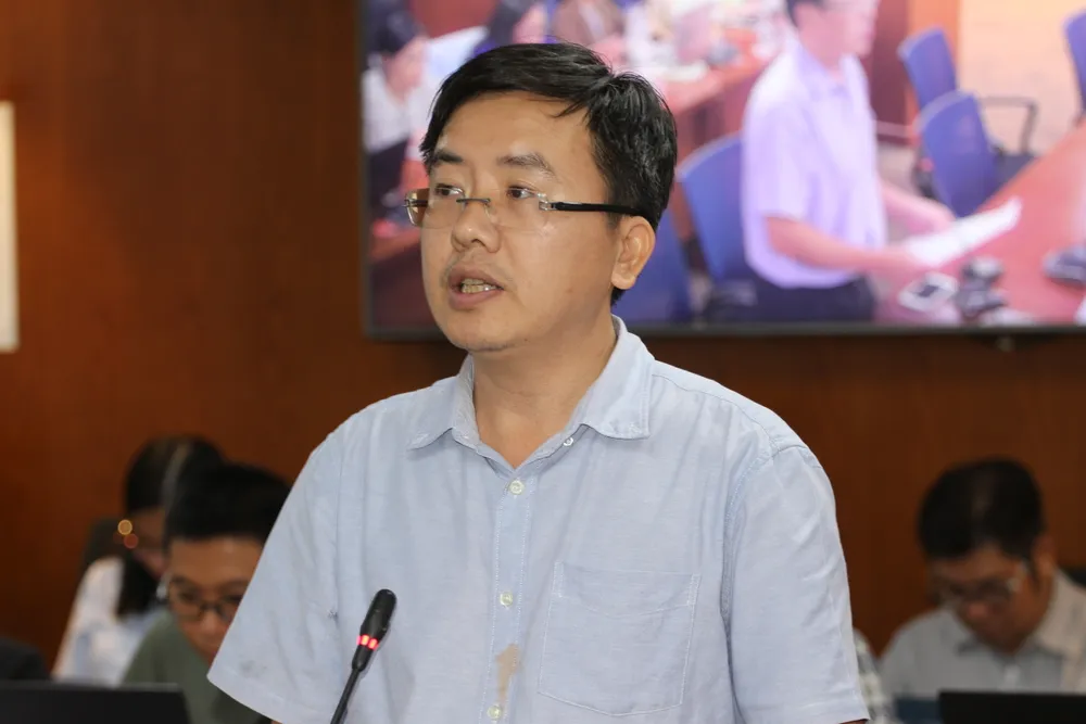 Đại diện Sở GTVT TPHCM thông tin tại họp báo Đại diện Sở GTVT TPHCM thông tin tại họp báo