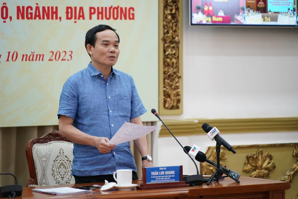 Phó Thủ tướng Trần Lưu Quang phát biểu kết luận phiên họp. Ảnh: HOÀNG HÙNG