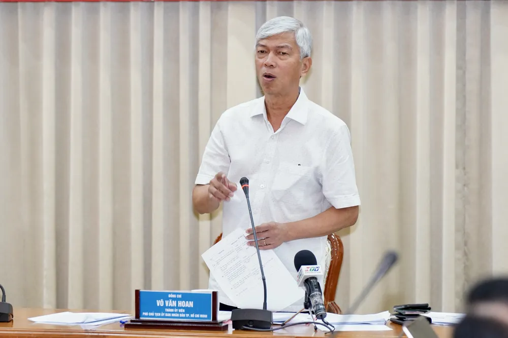 Phó Chủ tịch UBND TPHCM Võ Văn Hoan phát biểu tại cuộc họp. Ảnh: HOÀNG HÙNG Phó Chủ tịch UBND TPHCM Võ Văn Hoan phát biểu tại cuộc họp. Ảnh: HOÀNG HÙNG