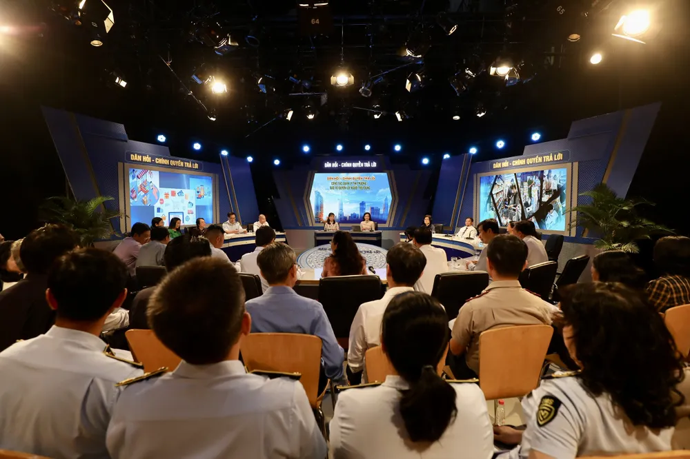 Quang cảnh chương trình. Ảnh: DŨNG PHƯƠNG