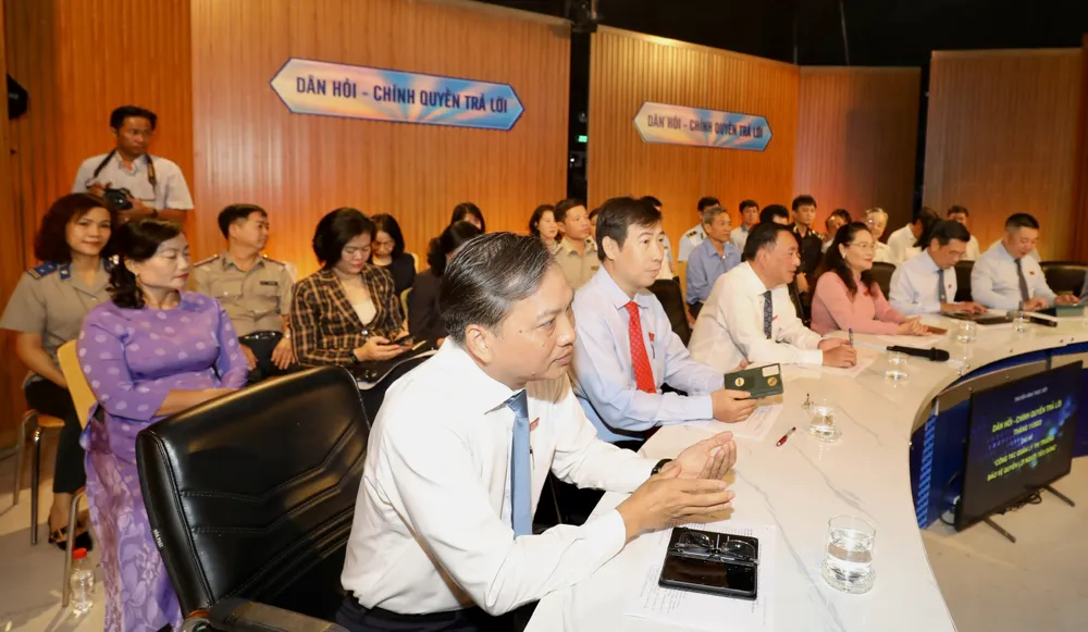 Các đại biểu dự chương trình. Ảnh: DŨNG PHƯƠNG