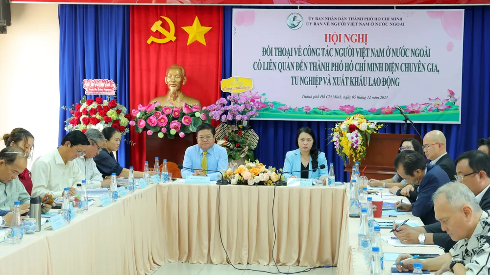 Quang cảnh hội nghị