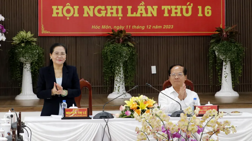 dong-chi-nguyen-thi-le-du-hoi-nghi-ban-chap-hanh-dang-bo-huyen-hoc-mon-anh-ngo-binh-3825.jpg