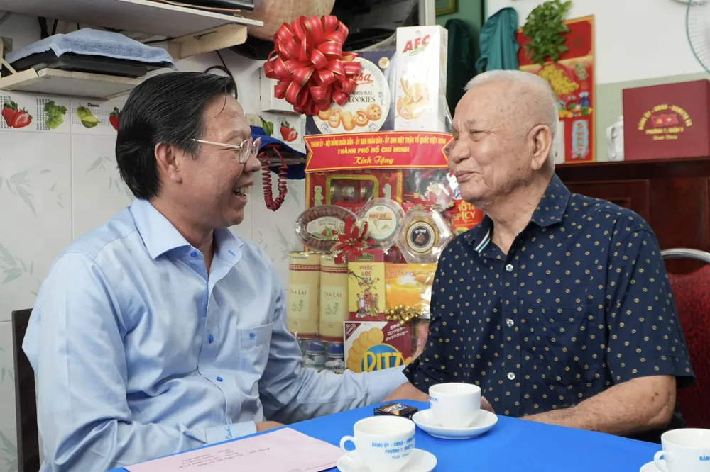 Đỗ Trí Huê 2.jpg